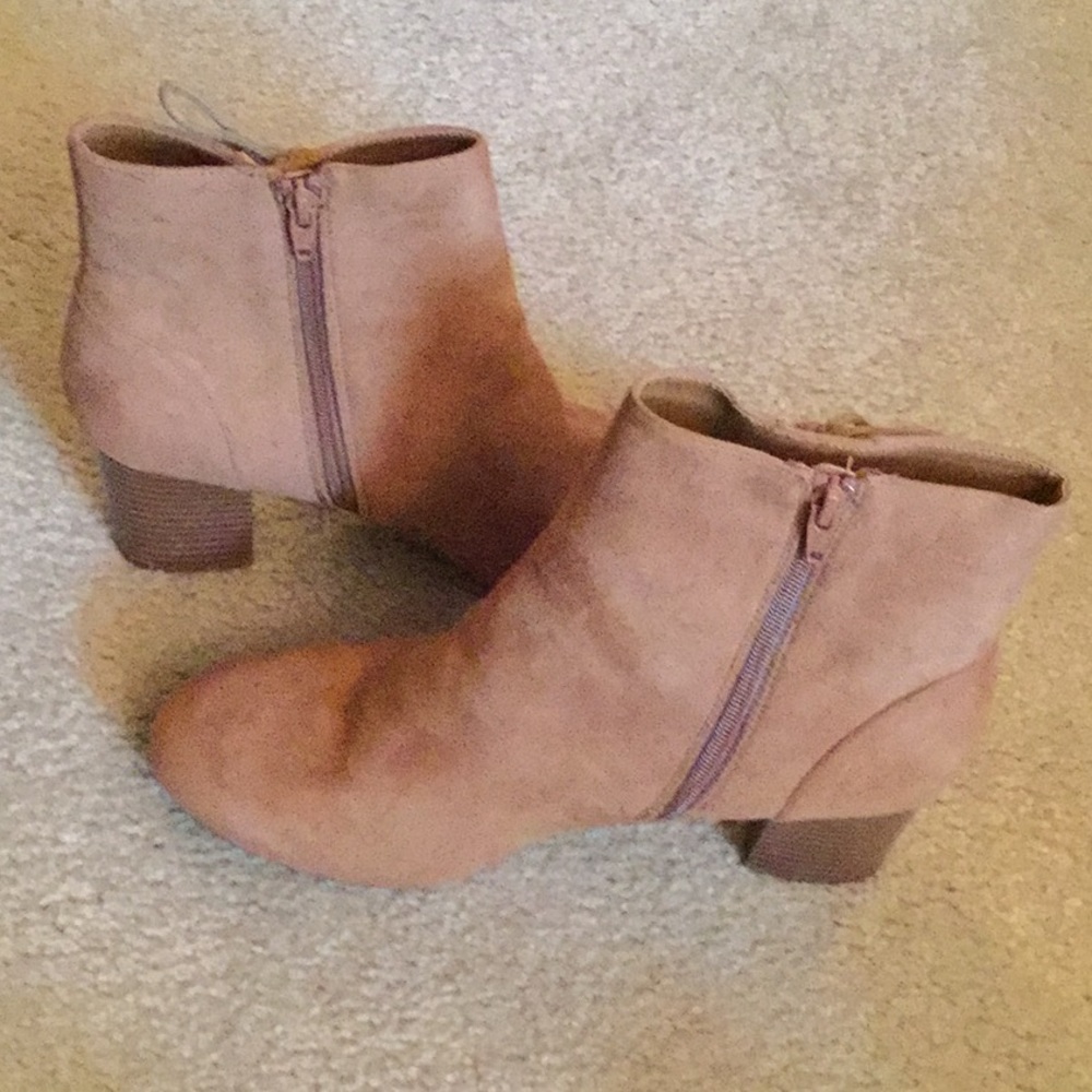 Merona Boots - Picture 4 of 8